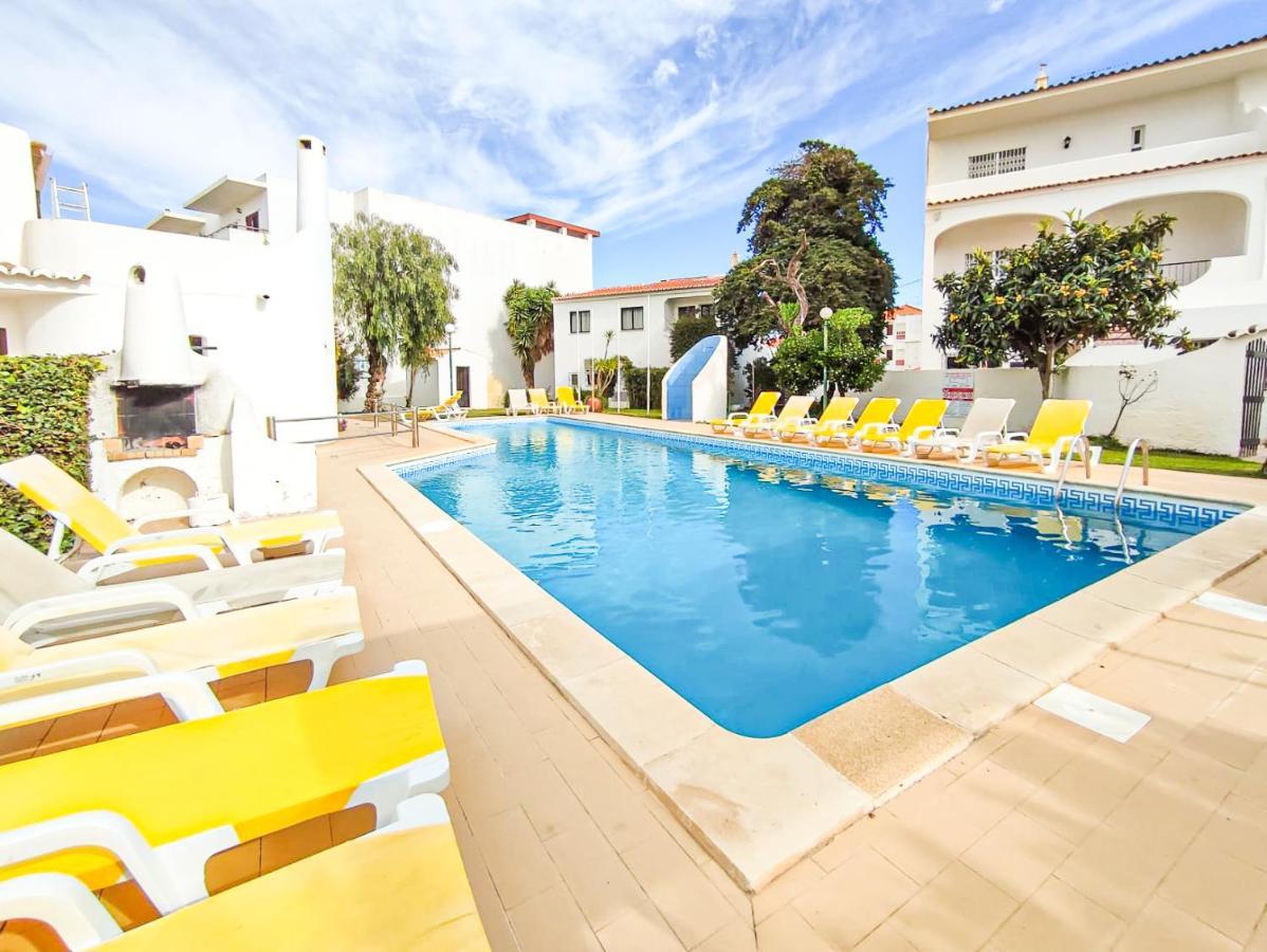 Apartamentos Pedro For Families By Bedzy Albufeira Exteriér fotografie
